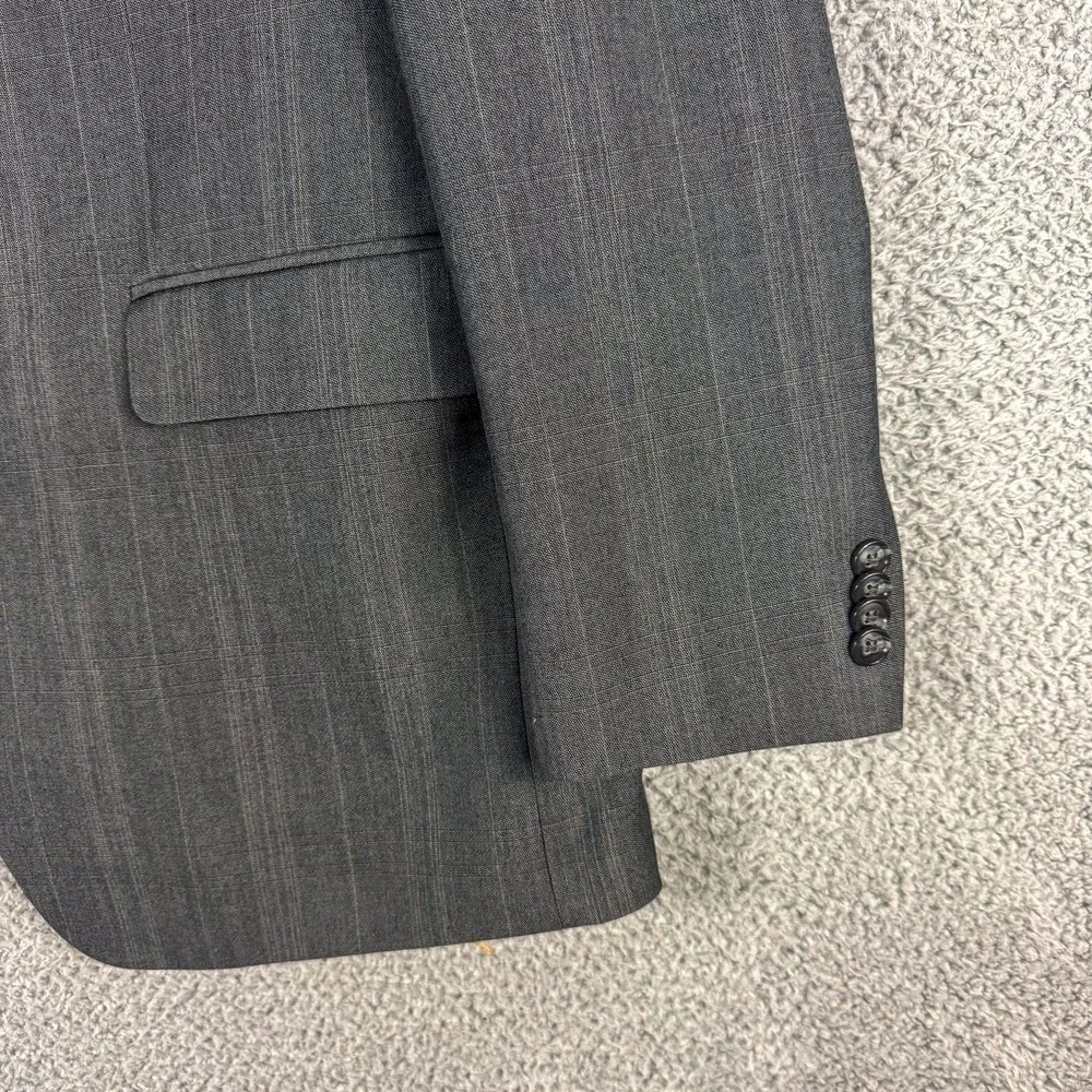Sean John Blazer Mens 42R Gray Pinstripe Two Button Suit Jacket Notch‎ Lapel